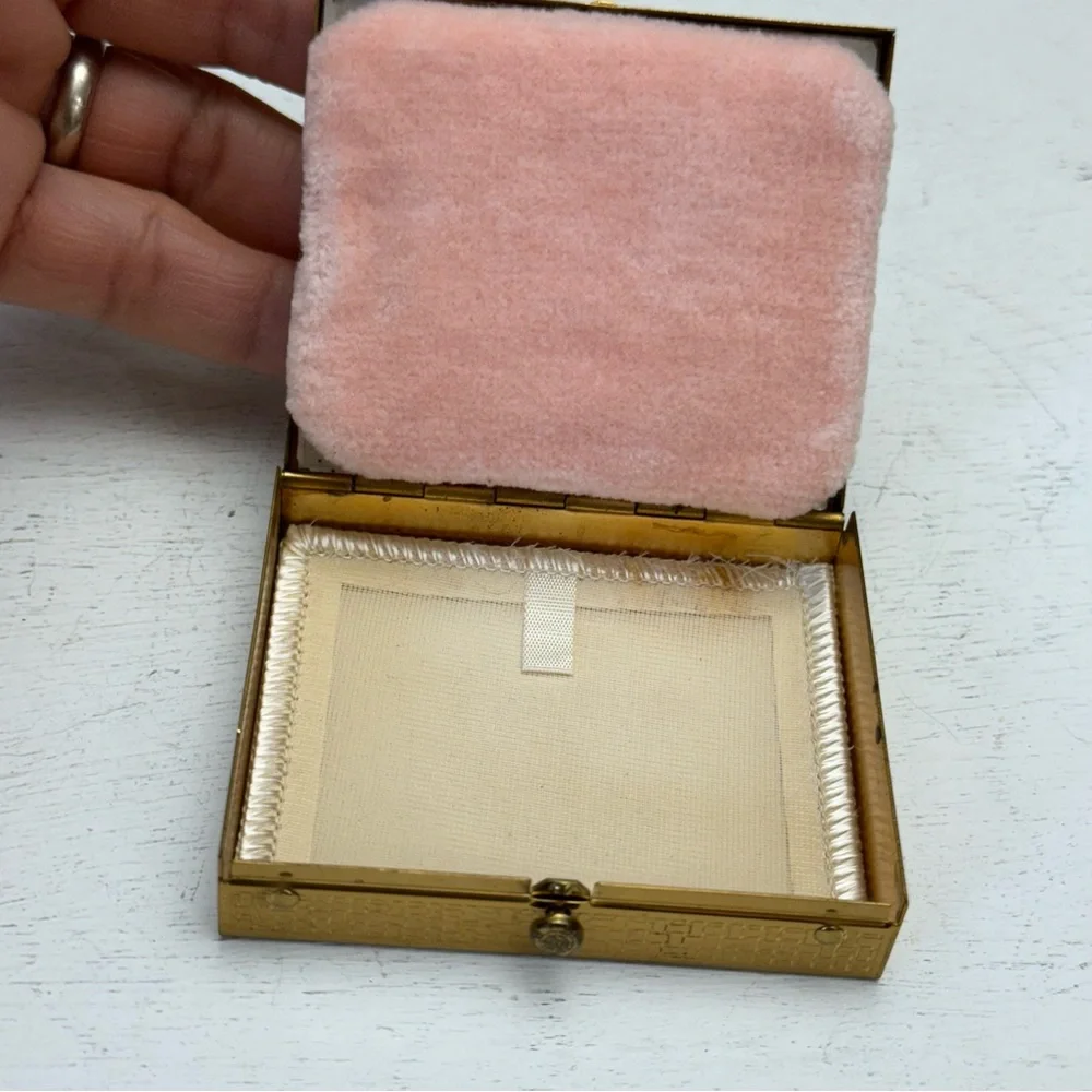 Vintage 1950s Dorset Fifth Ave Multicolor Rhinestone Compact Goldtone